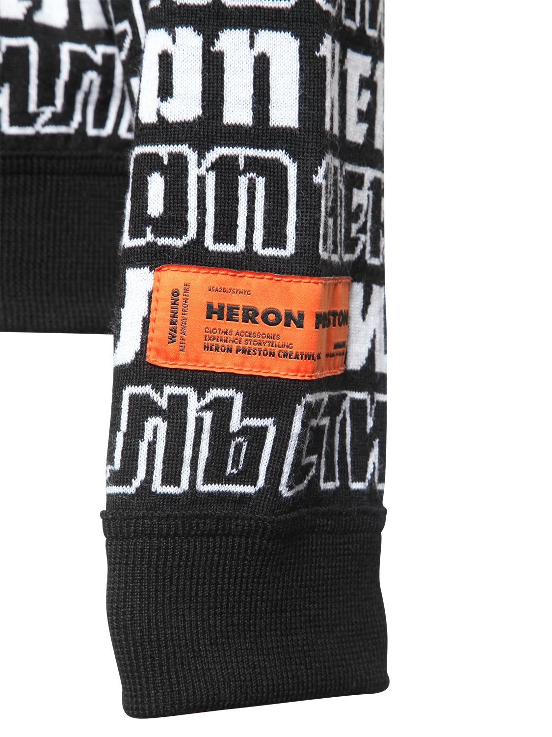 89 m-6 ft 2 in bust/chest: 91 cm-35.8 in hips: 93 cm-36.