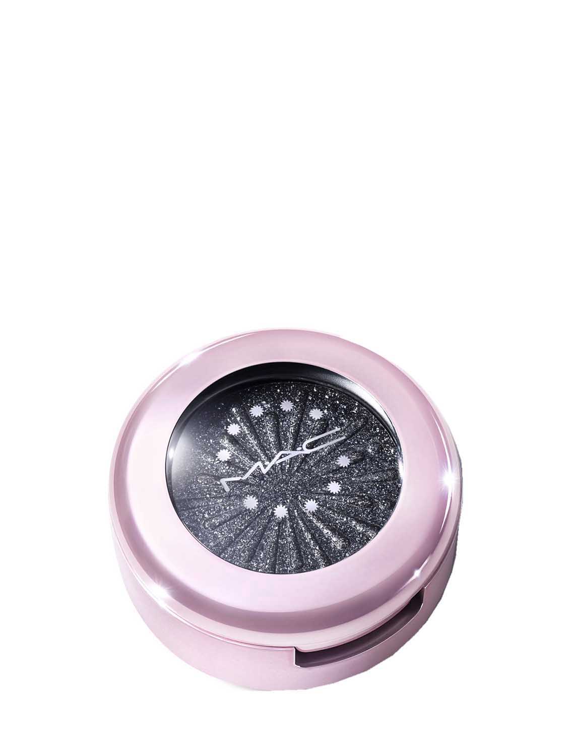Lidschatten "extra Dimension"