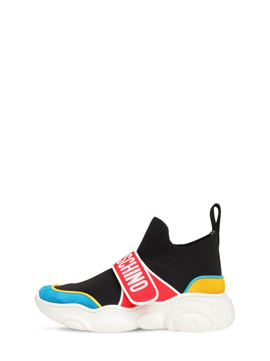 Sneakers Aus Sockenstrick Mit Logo