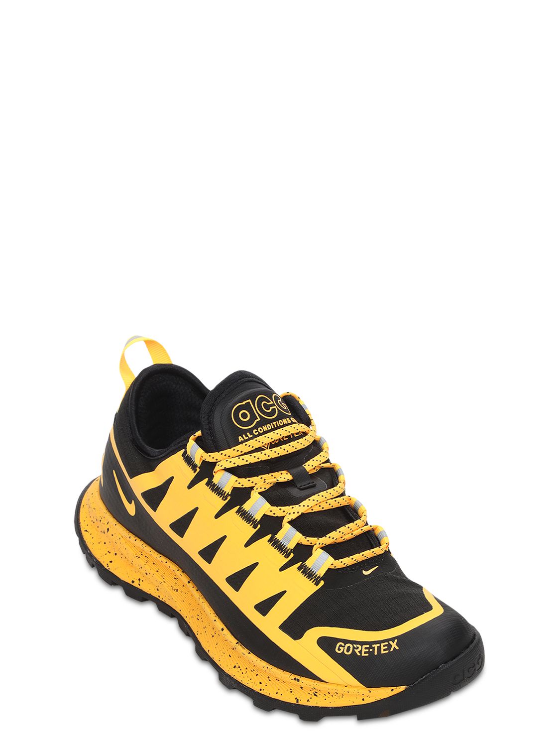 nike "air nasu"gore-tex运动鞋 in multi | modesens