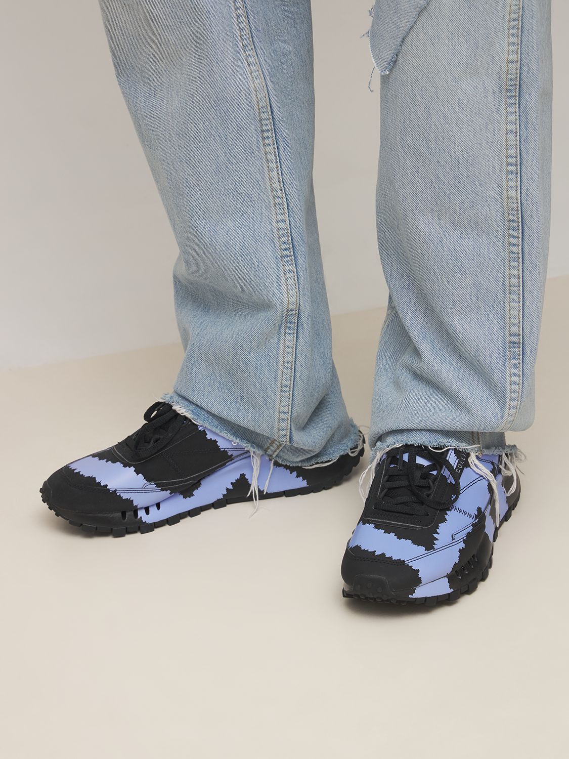 reebok collina strada