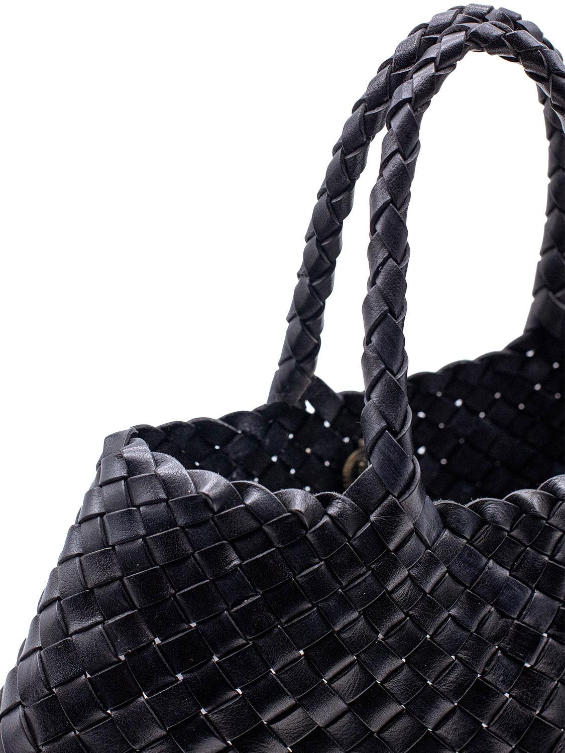 Shop Dragon Diffusion Small Santa Croce Leather Shoulder Bag In Black