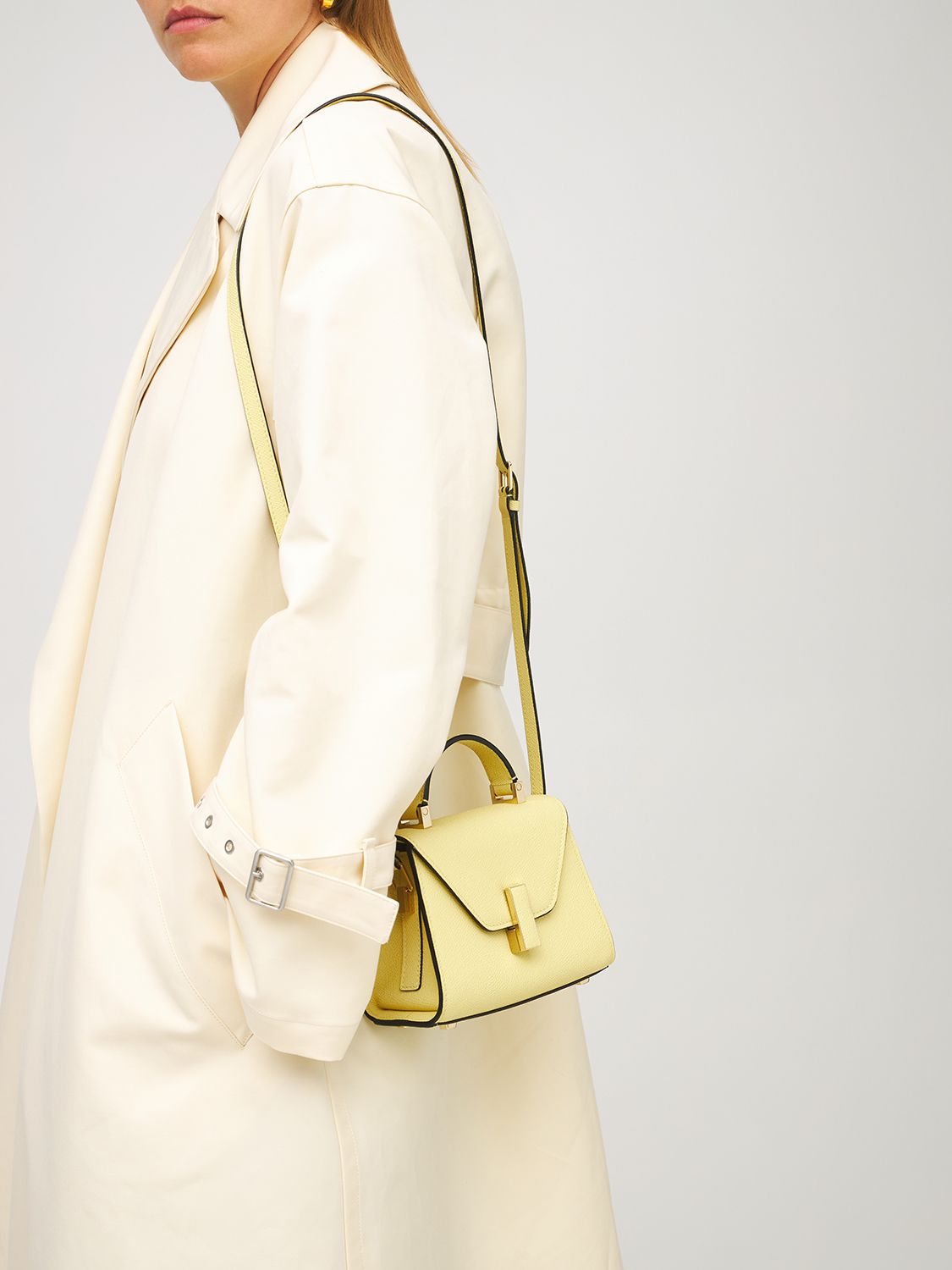 valextra iside micro