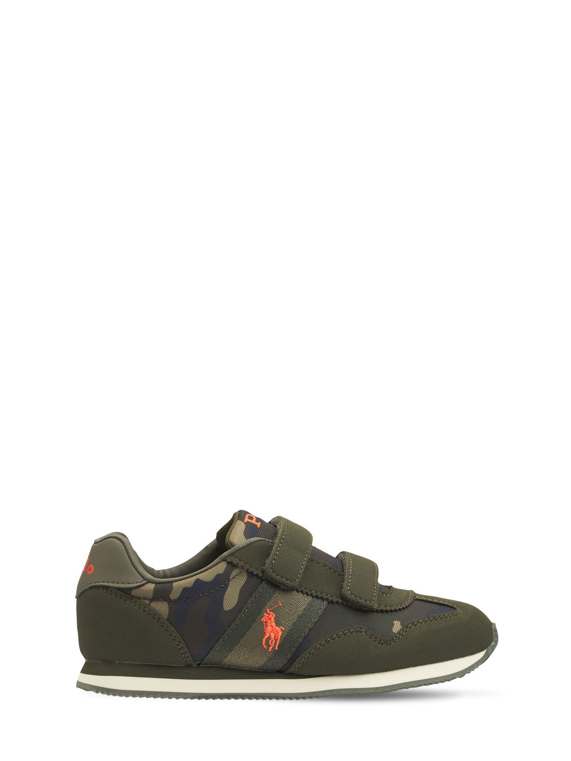 Sneakers Aus Technostoff