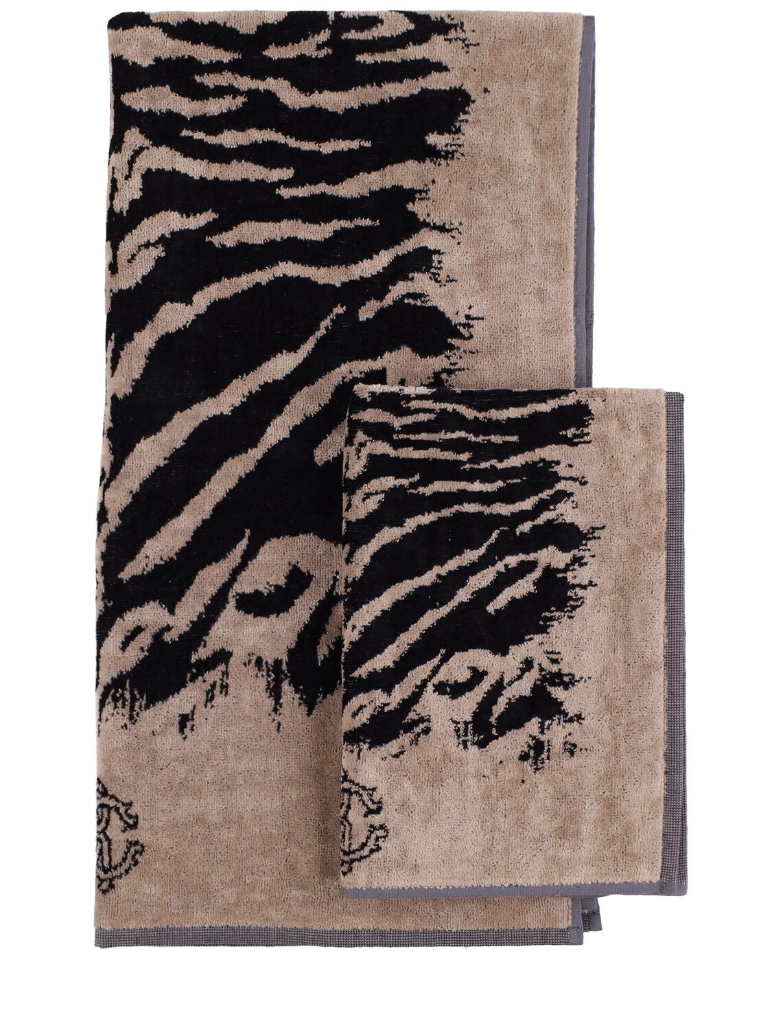 Set Of 2 Tiger Printed Towels