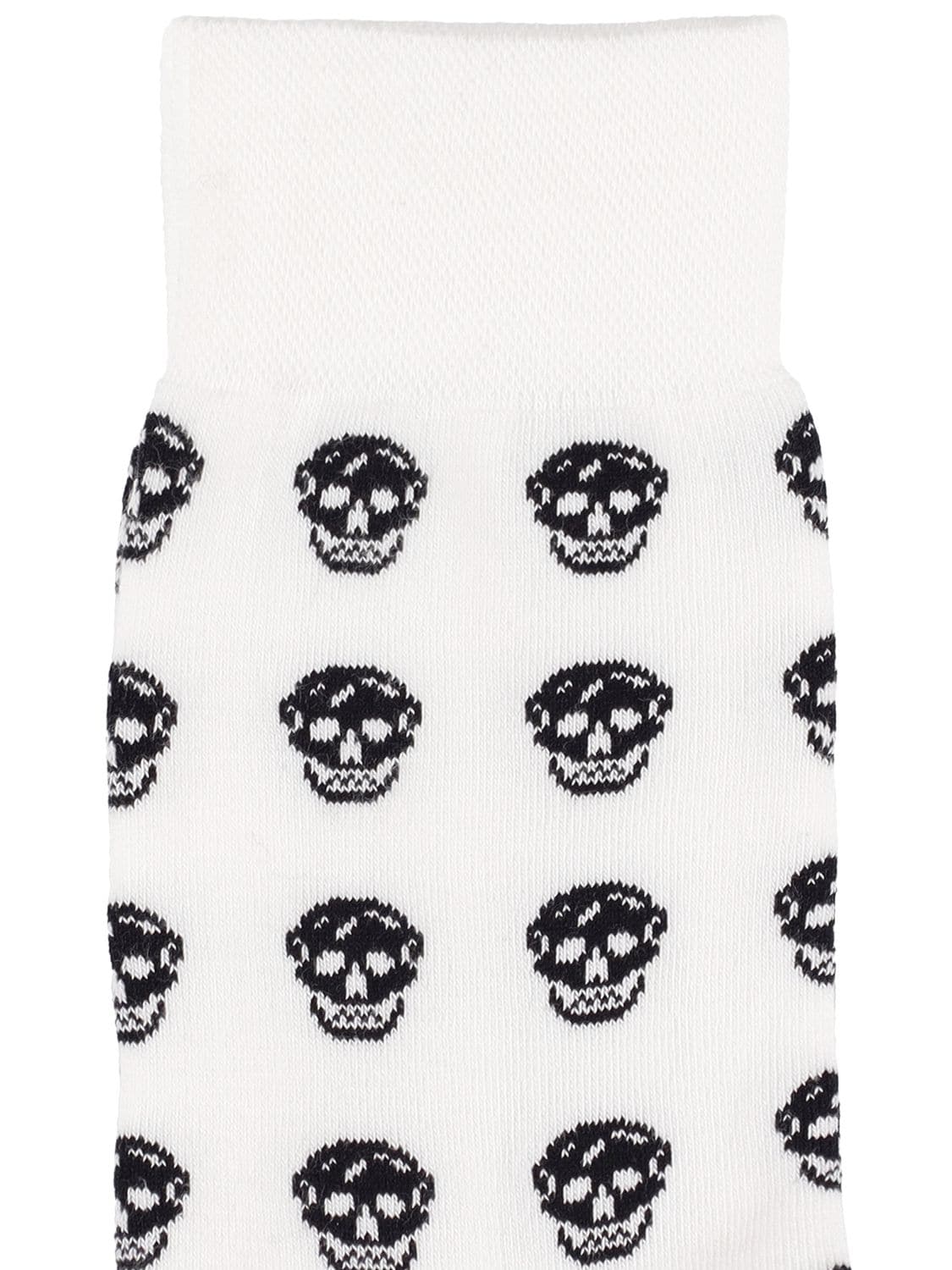 Shop Alexander Mcqueen Skulls Cotton Blend Short Socks In White,black