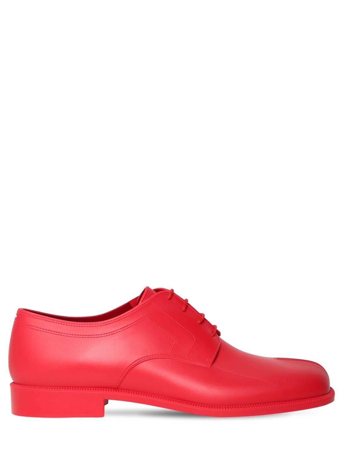 Maison Margiela Matt Rubber Tabi Lace-up Shoes In Red