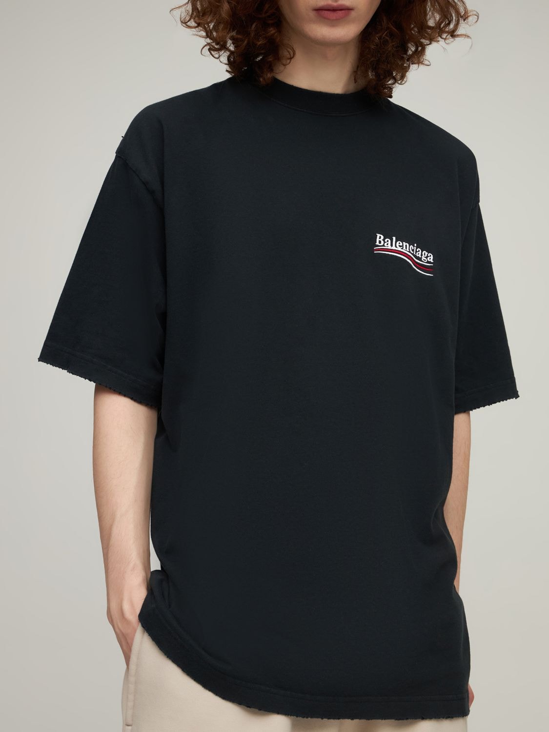 Shop Balenciaga Logo Cotton T-shirt In Потёртый Чёрный