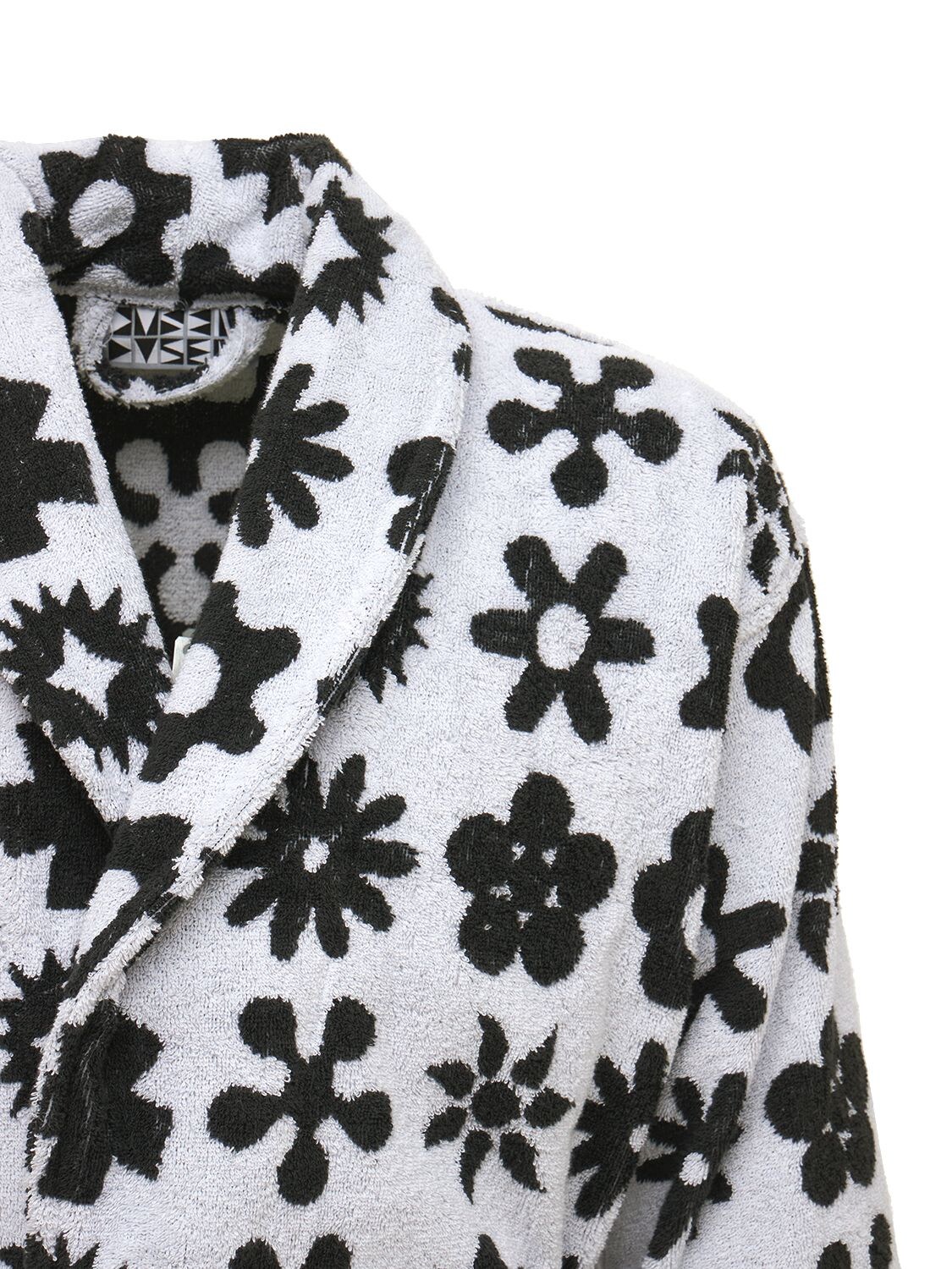 Shop Dusen Dusen Flower Bathrobe In White,black