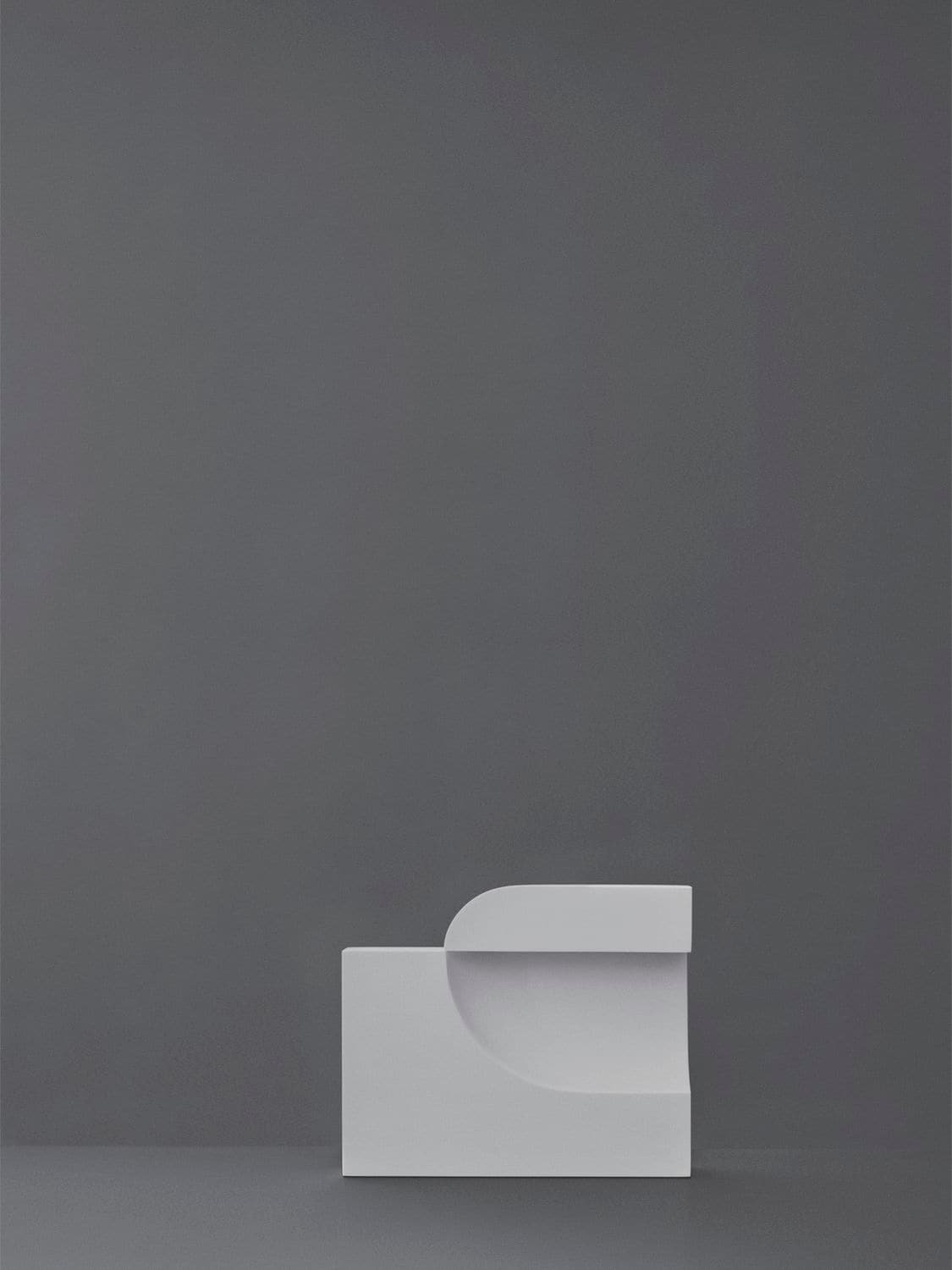 Karakter Moby Table Lamp In White