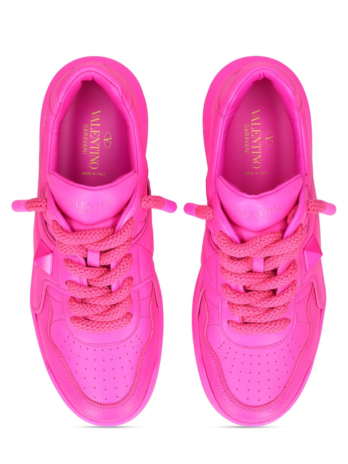 Shop Valentino Xl One Stud Leather Sneakers In Fuchsia