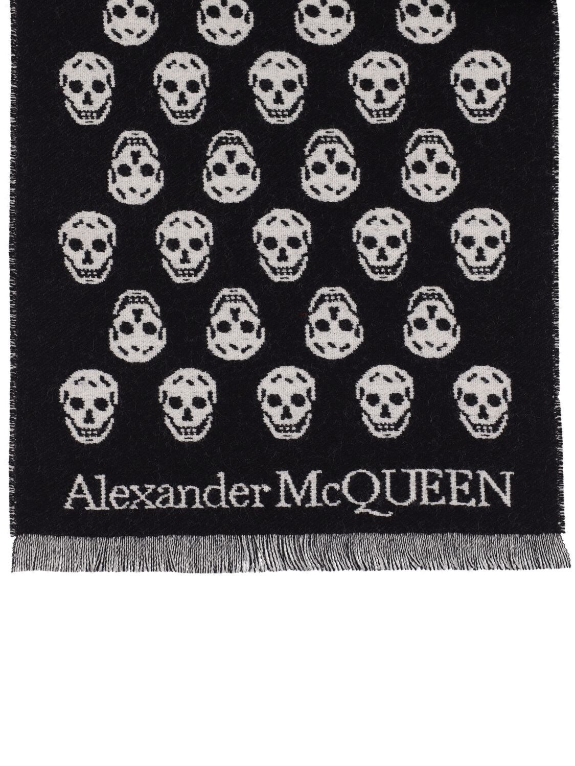 Shop Alexander Mcqueen Skull Wool Jacquard Scarf In Black,ivory