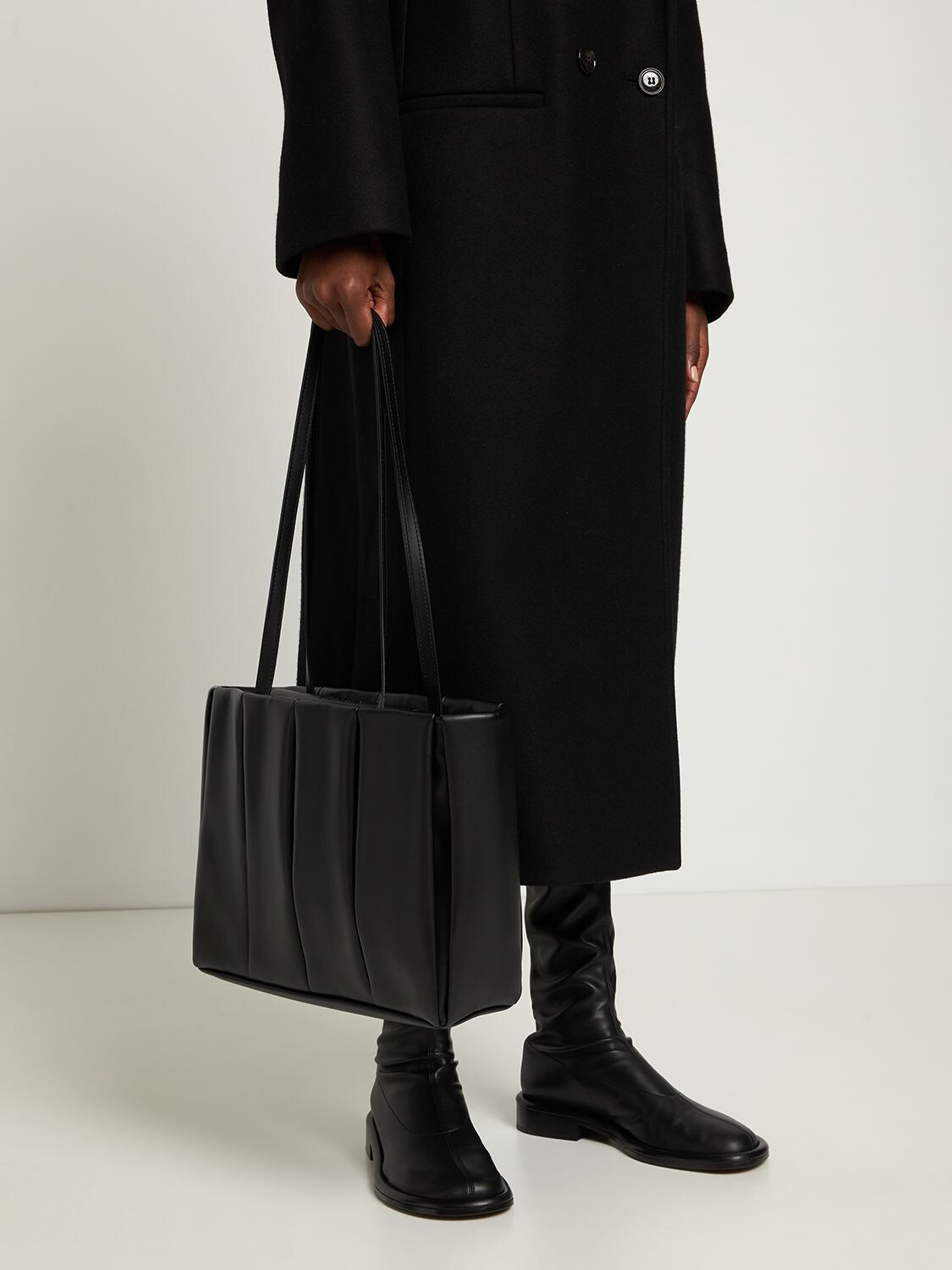 Themoirè Kore Faux Leather Shoulder Bag