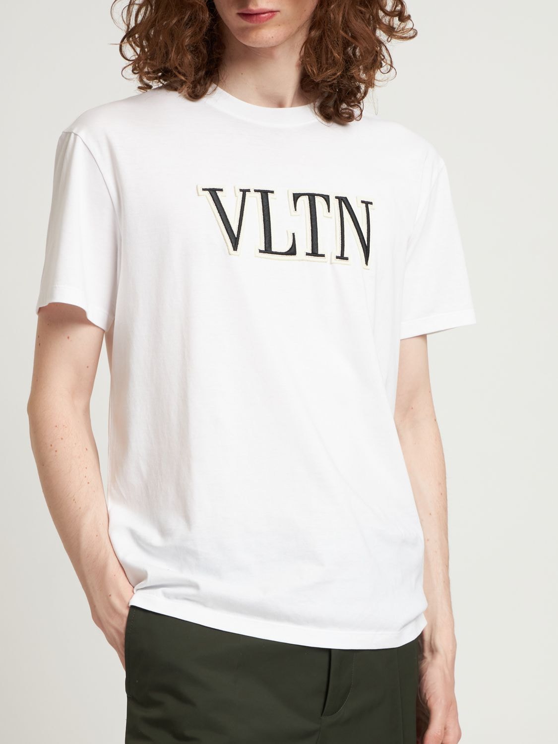 Vltn Logo-embroidered T-shirt In White