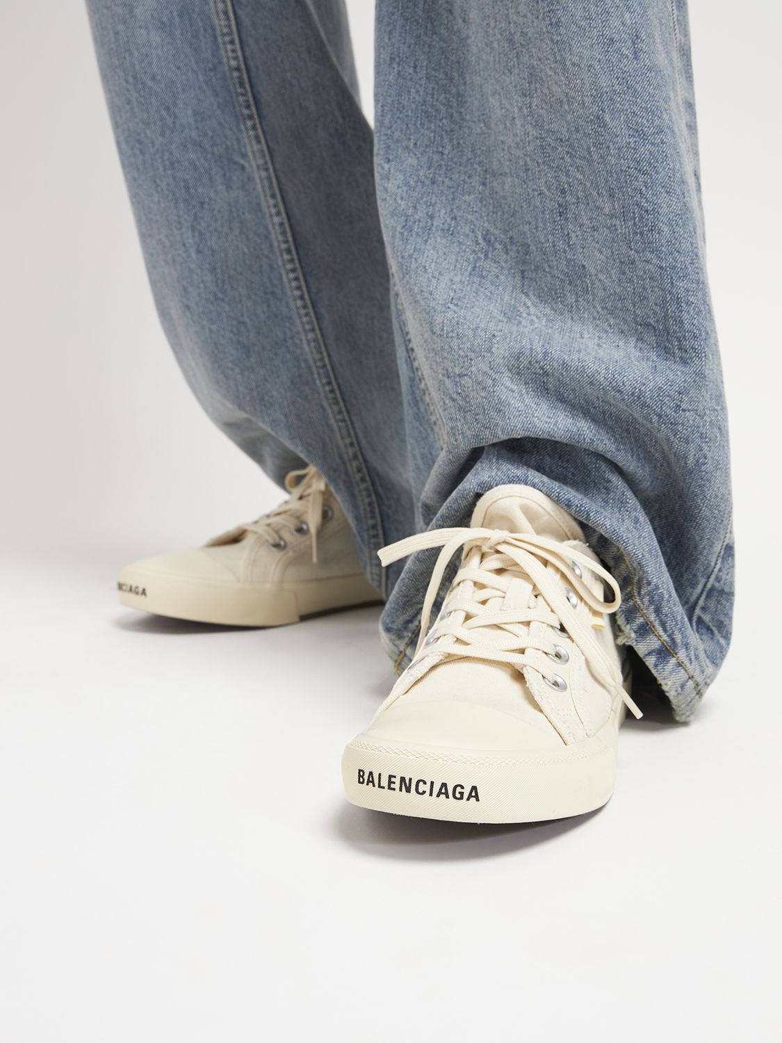 Shop Balenciaga 20mm Paris Low Top Sneakers In White