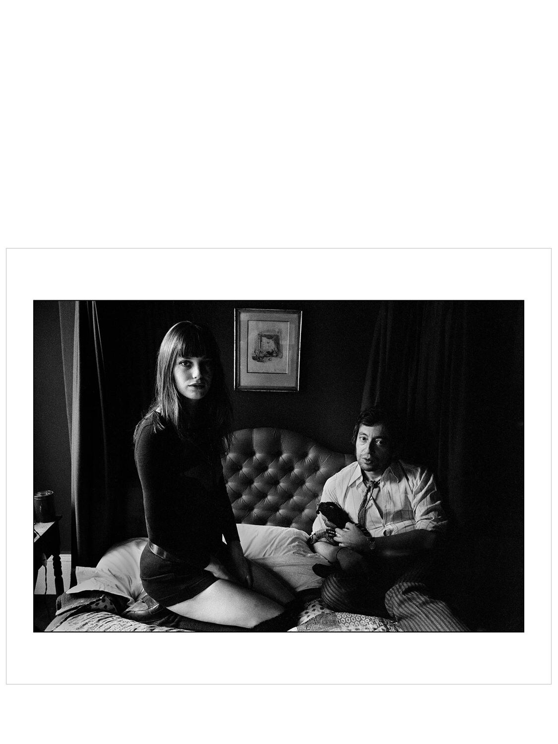 Shop Magnum Photos Jane Birkin & S.gainsbourg At The Flat In Black,white