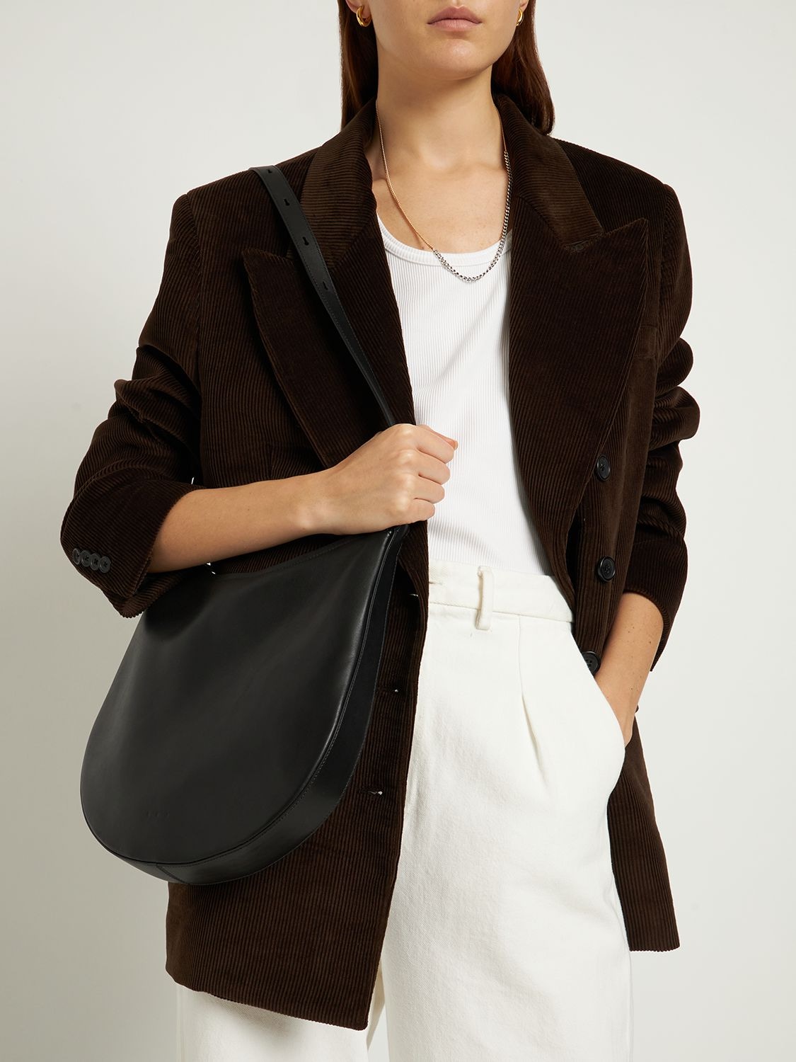Soft Hobo Smooth Leather Shoulder Bag In Black