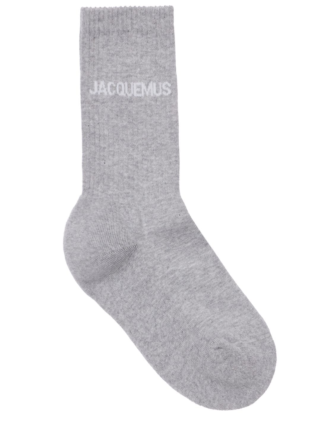 Jacquemus Les Chaussettes Logo Knit Socks In Grey