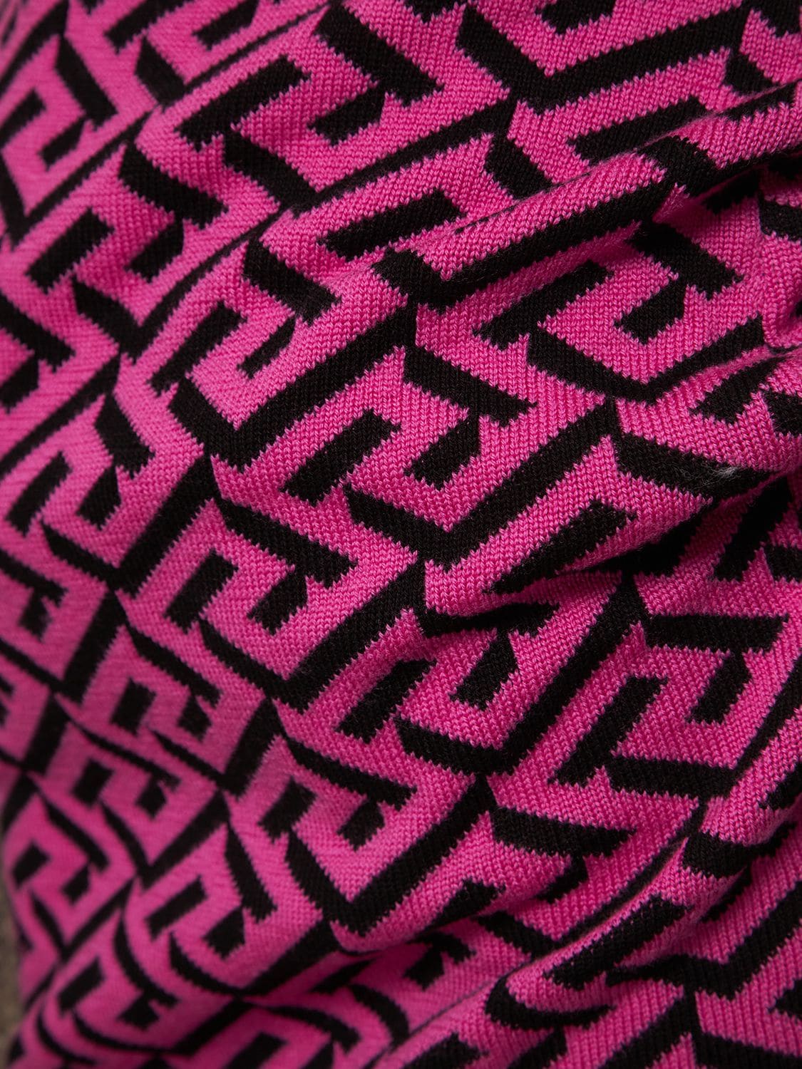 Versace La Greca Intarsia Knit Skirt In Fuchsia