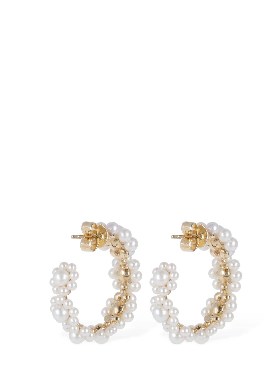 Shop Sophie Bille Brahe 14kt Jardin Boucle Pearl Hoop Earrings