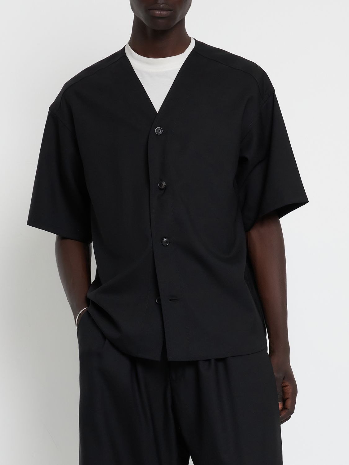 LOWNN Collarless Wool S/s Shirt | Smart Closet
