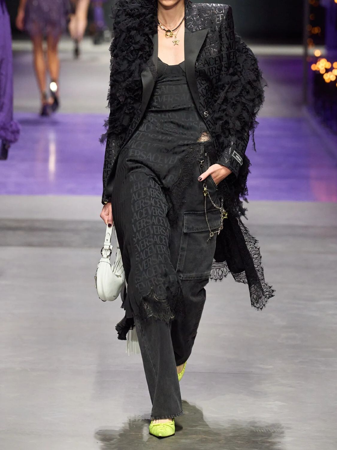 Gehakt Alice produceren Versace Jacquard Logo Single Breasted Blazer In Black | ModeSens