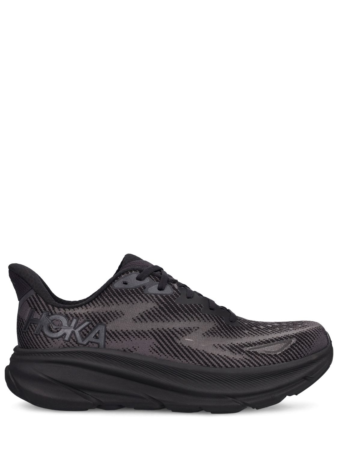 HOKA CLIFTON 9 SNEAKERS