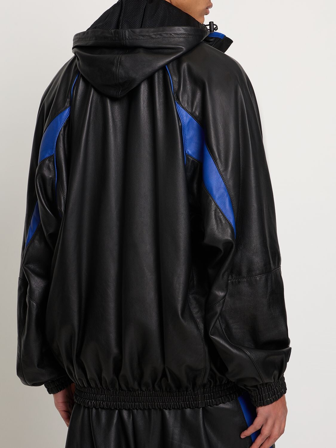 BALENCIAGA