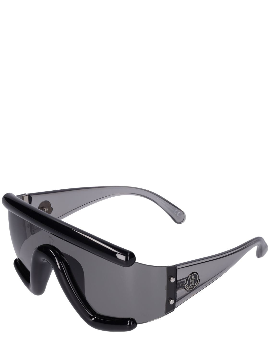 Shop Moncler Lancer Sunglasses In 黑色,烟色
