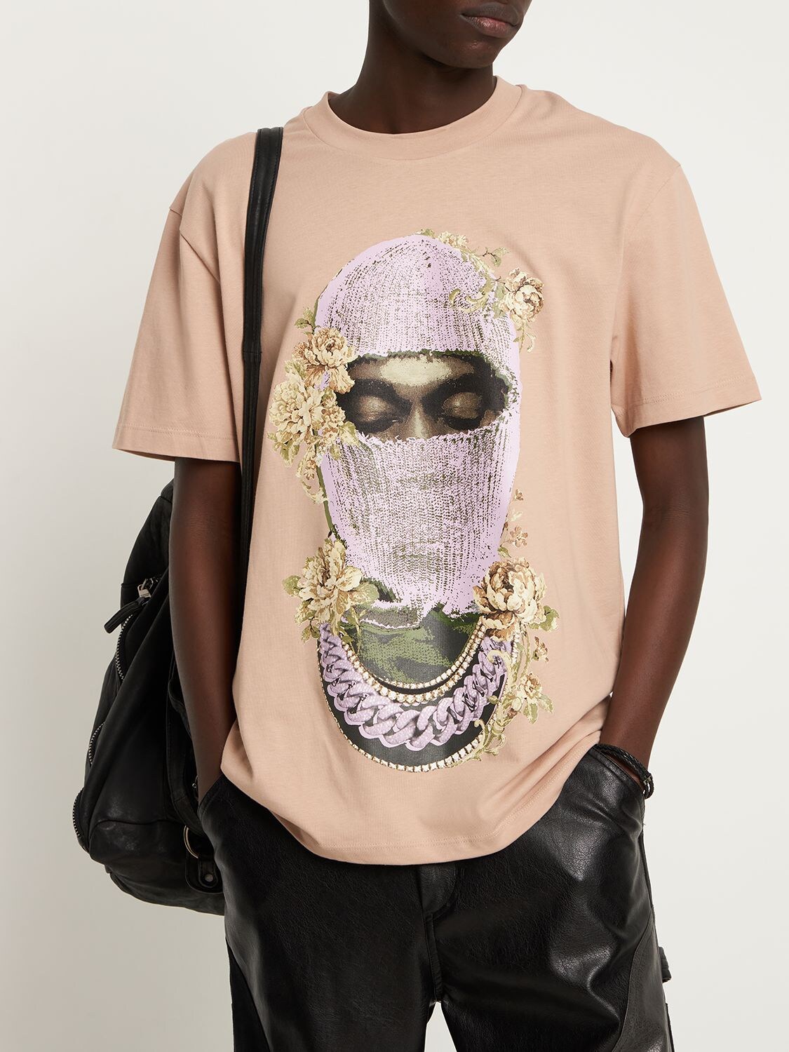 Ih Nom Uh Nit Mask Roses Printed T-shirt In Brown | ModeSens