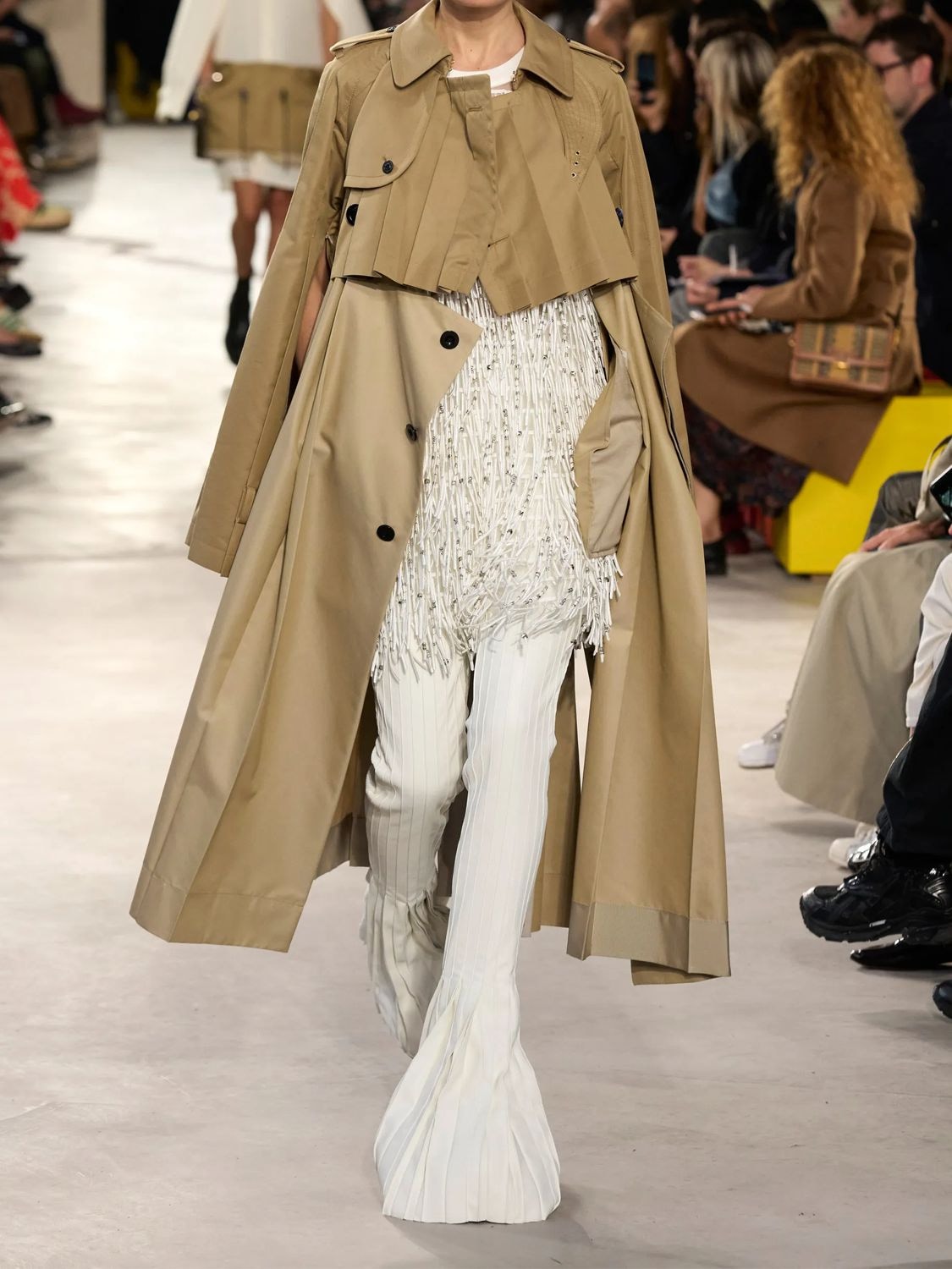 Sacai Cotton Blend Gabardine Trench Coat In Beige
