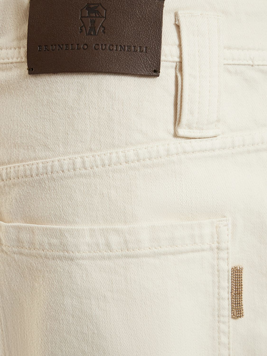 Brunello Cucinelli Cotton Denim Low Rise Wrapped Shorts In Ecru
