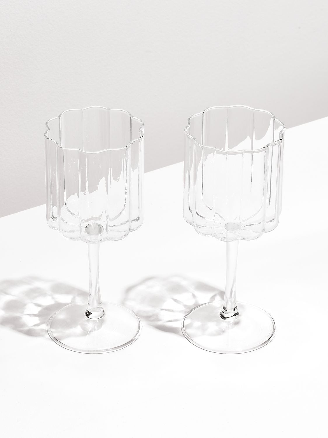 Image of Set Of 2 Wave Wine Glasses