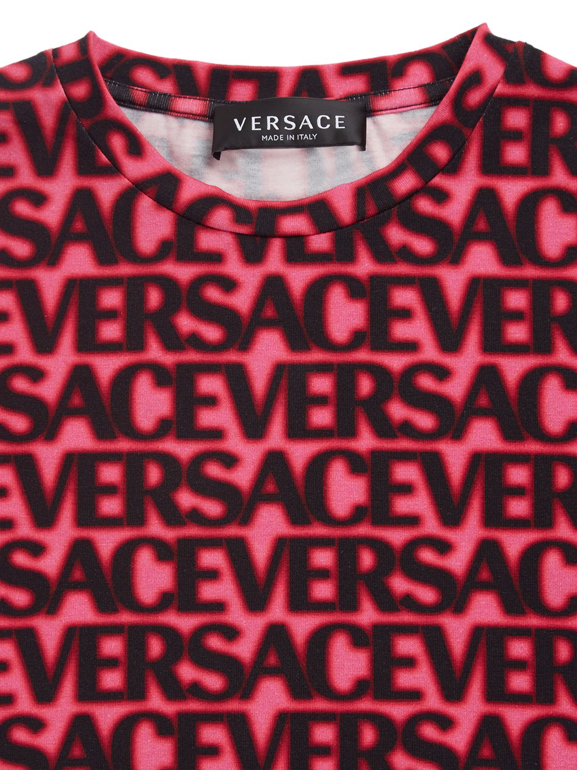 Shop Versace Logo Print Cotton Jersey T-shirt In Fuchsia,black