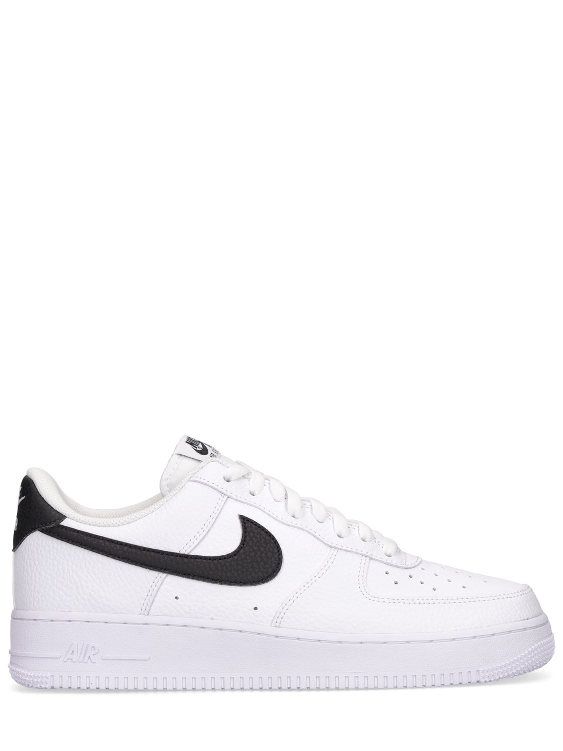 nike air force 1 07 trainers