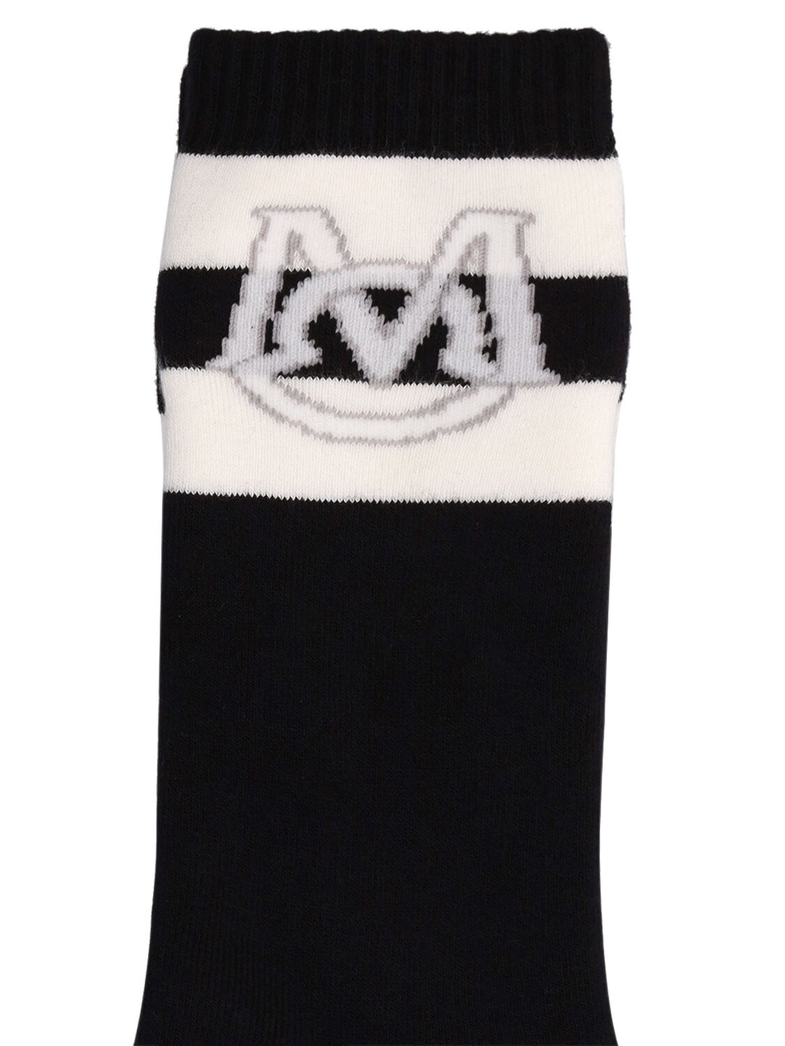 Shop Moncler Cotton Blend Socks In Pastel Grey