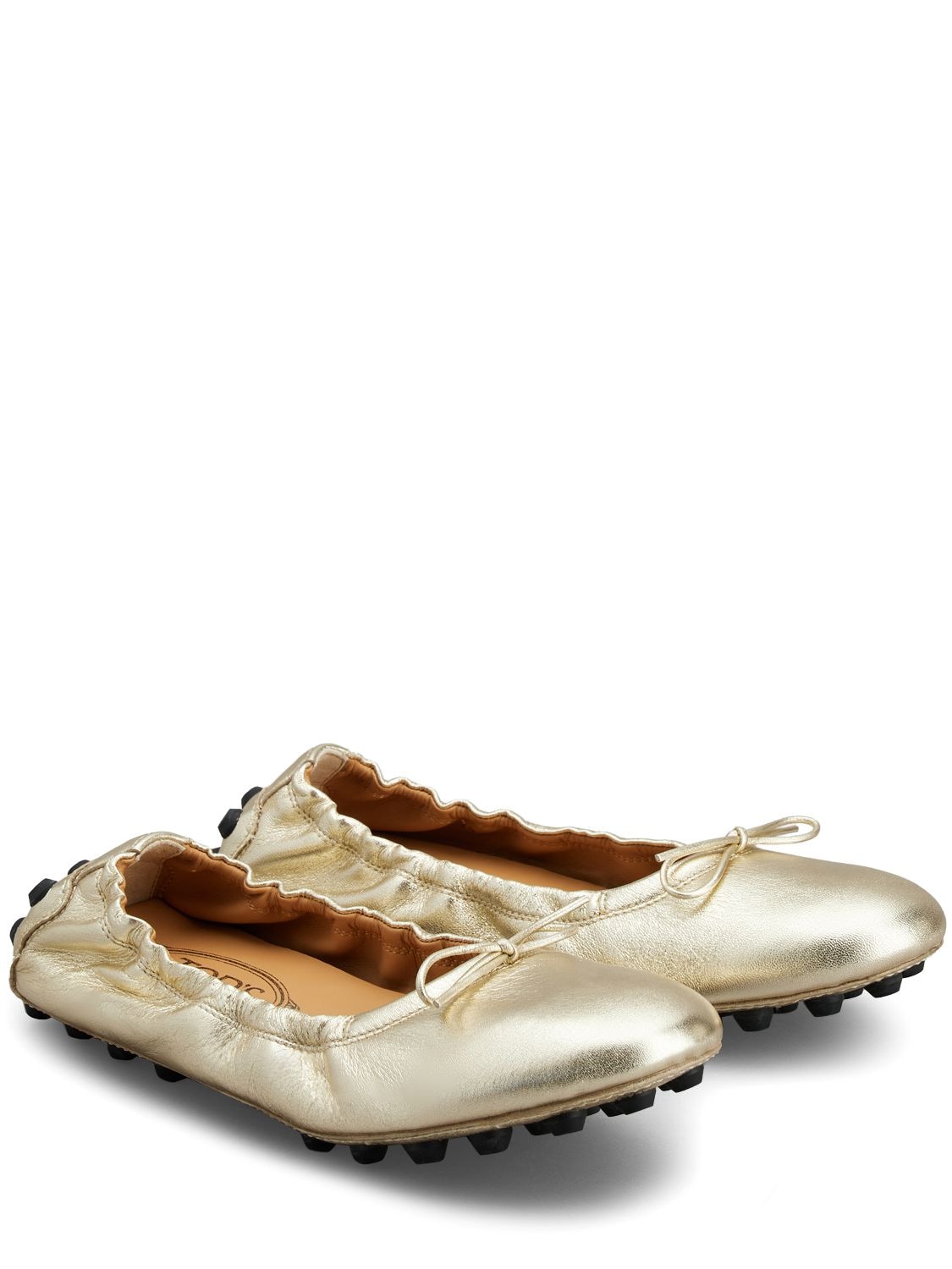 Shop Tod's 5mm Gommini Metallic Leather Flats In Platinum