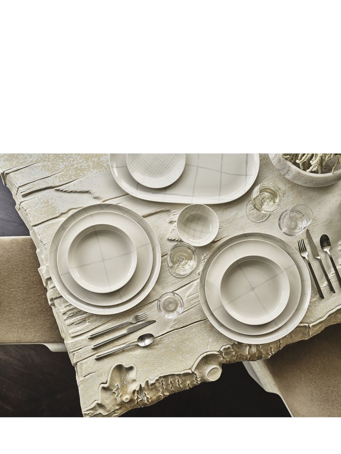 Serax Set Of 2 Small Salt Zuma Plates In White