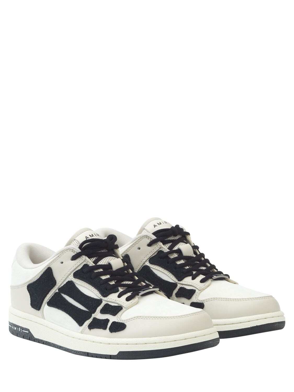 Skel Top Low Black / White Low Top Sneakers