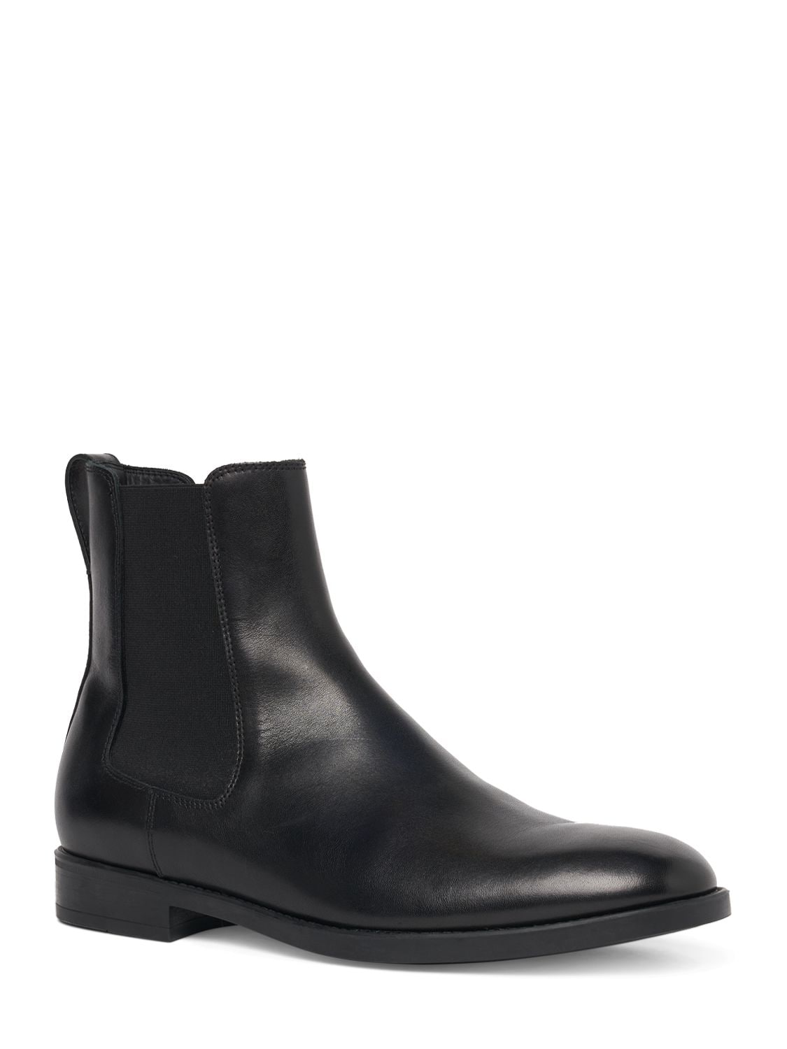 Shop Tom Ford Rober Leather Chelsea Boots In Black