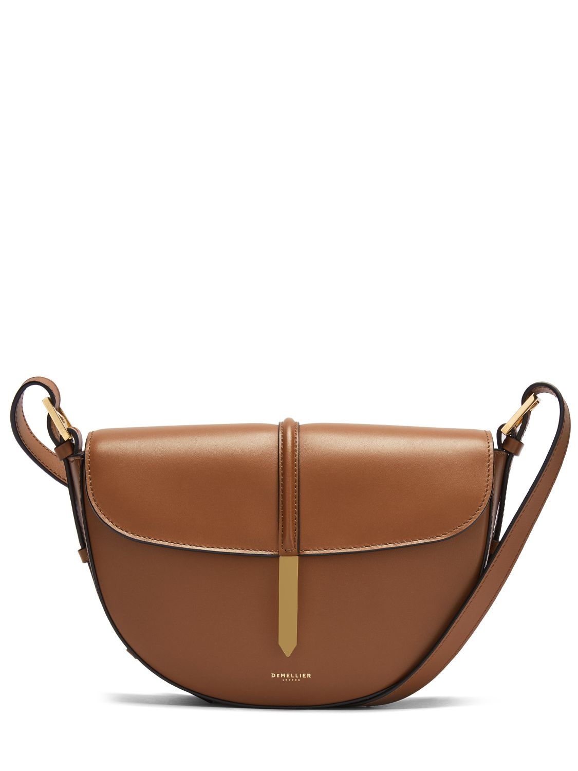 Shop Demellier Tokyo Saddle Smooth Leather Bag In Hellbraun