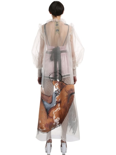 喷绘印图透明硬纱连衣裙展示图