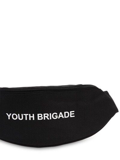 "YOUTH BRIGADE"尼龙腰包展示图