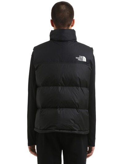 1996系列Retro Nuptse 马甲展示图