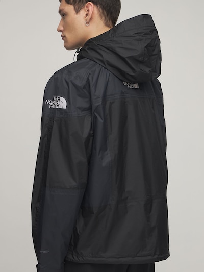 “STEEP”科技织物防雨夹克展示图