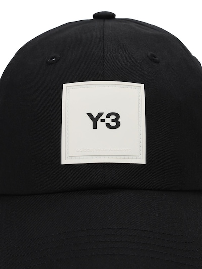 “Y-3”方形标签尼龙棒球帽展示图