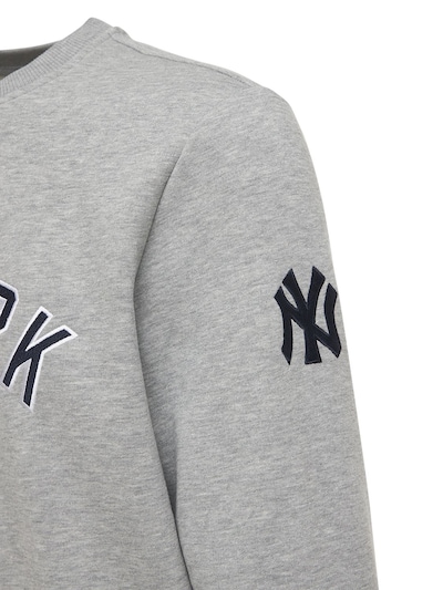 “MLB X NEW ERA NY YANKEES”卫衣展示图