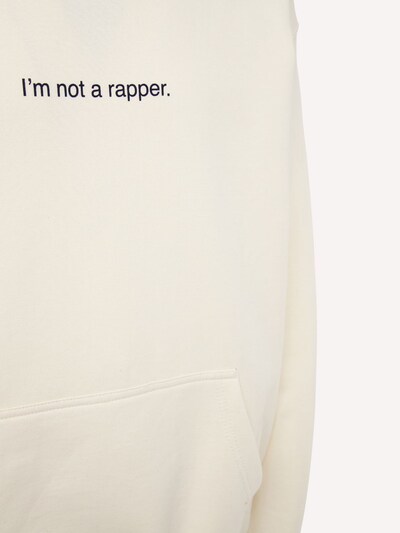 “I'M NOT A RAPPER”连帽卫衣展示图